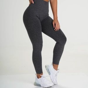 NVGTN Seamless leggings-Black Speckled